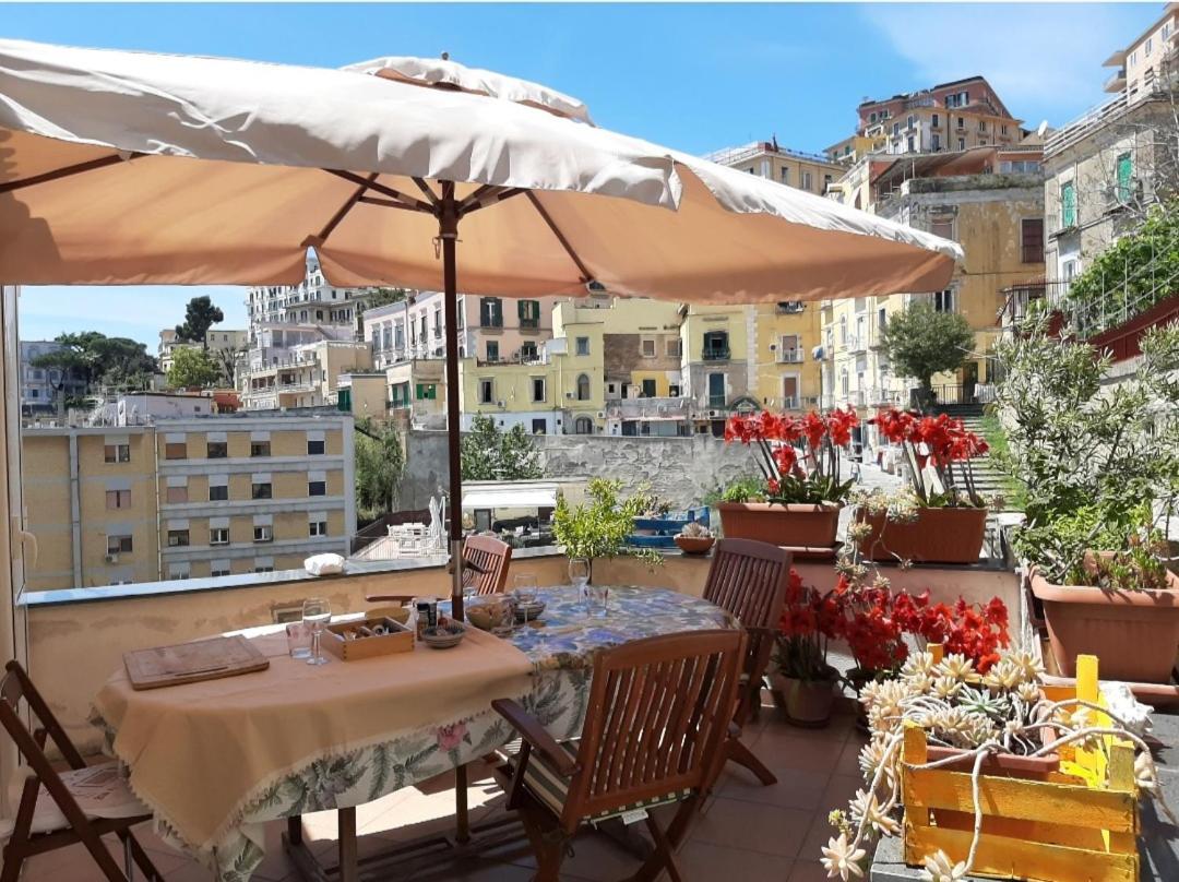 Stairway To Heaven With Private Terrace Nápoles Exterior foto